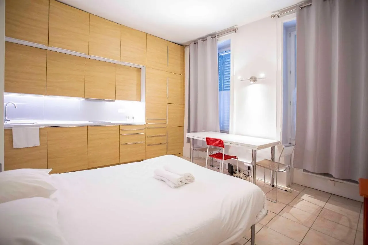Grand Studio Cosy Pres De Republique Appartamento Parigi